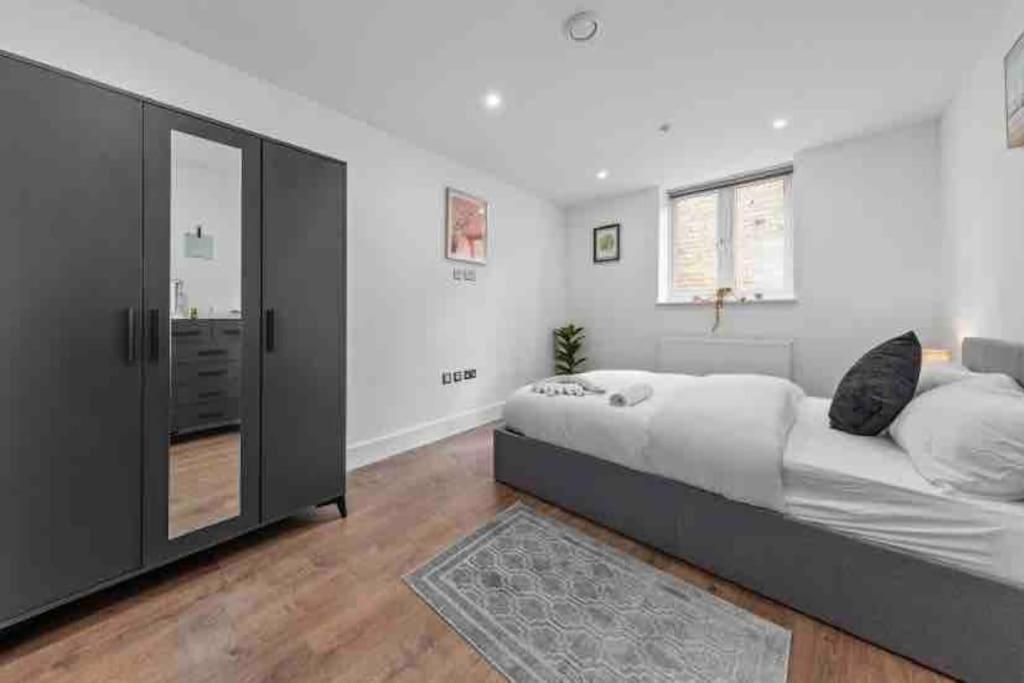 Апартаменты Cozy Flat Near London Eye/ Victoria / Vauxhall Экстерьер фото