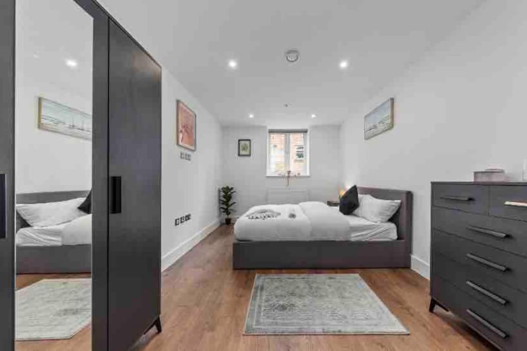 Апартаменты Cozy Flat Near London Eye/ Victoria / Vauxhall Экстерьер фото