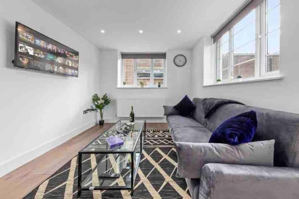 Апартаменты Cozy Flat Near London Eye/ Victoria / Vauxhall Экстерьер фото