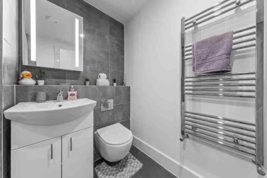 Апартаменты Cozy Flat Near London Eye/ Victoria / Vauxhall Экстерьер фото