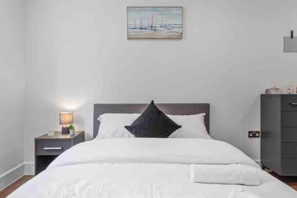 Апартаменты Cozy Flat Near London Eye/ Victoria / Vauxhall Экстерьер фото
