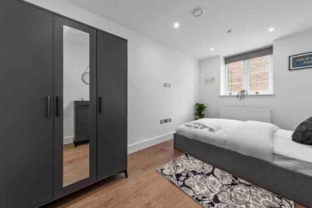 Апартаменты Cozy Flat Near London Eye/ Victoria / Vauxhall Экстерьер фото